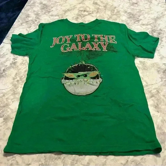Star Wars “Joy to the Galaxy” Grogu Green Christmas Holiday Shirt Size Small - Picture 1 of 4